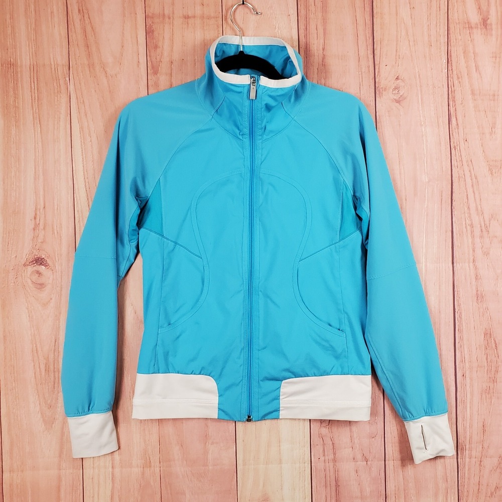 Lululemon Run Track Attack Jacket Womens Sz XS / S Spry Blue & White Fill Zip